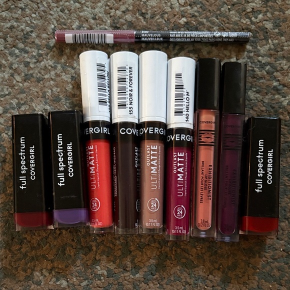 COVERGIRL Other - COVERGIRL Lipstick Set - Bold Reds, Pinks, and Purples